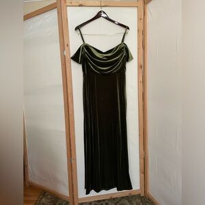 🖤Revelry Event Gown🖤